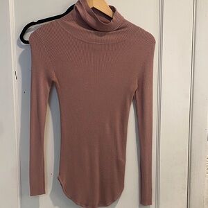 Urban Heritage Ribbed Turtleneck Sweater - Mauve Pink